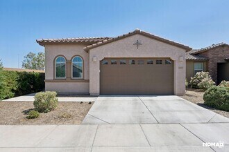 Building Photo - Spacious 4BR House in Waddell
