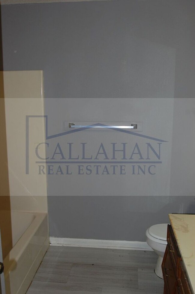Building Photo - North Little Rock 2 Bedroom Townhouse
