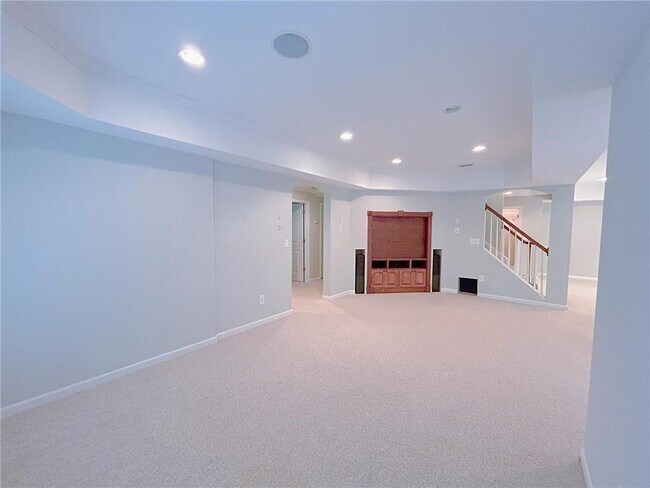 Building Photo - 280 Graystone Way