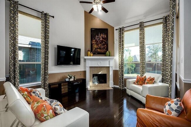 Building Photo - 10903 Kennowy Ct