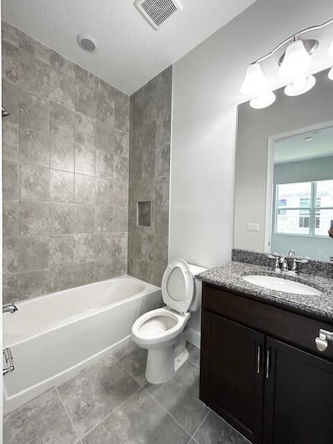 Building Photo - 15192 Wildwood Cir