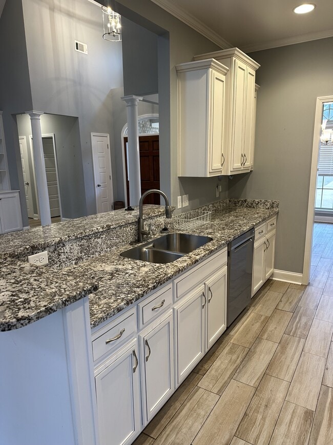 Building Photo - 1817 Atlanta Ave