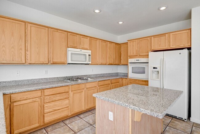 Building Photo - Southern Highlands Single Family Home