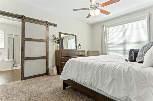 Building Photo - 2157 Miramar Dr