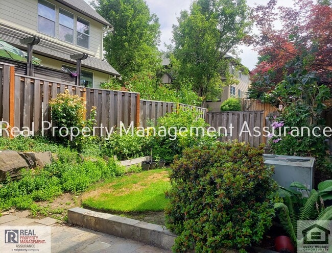 Building Photo - 12781 NW Forest Spring Ln