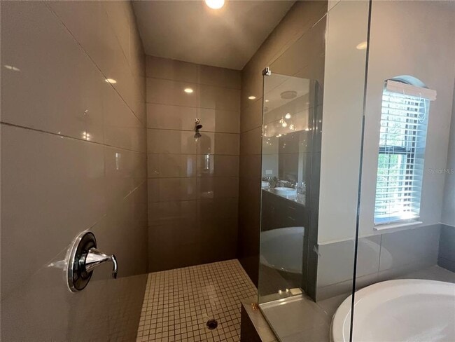 Building Photo - 7689 Toscana Blvd