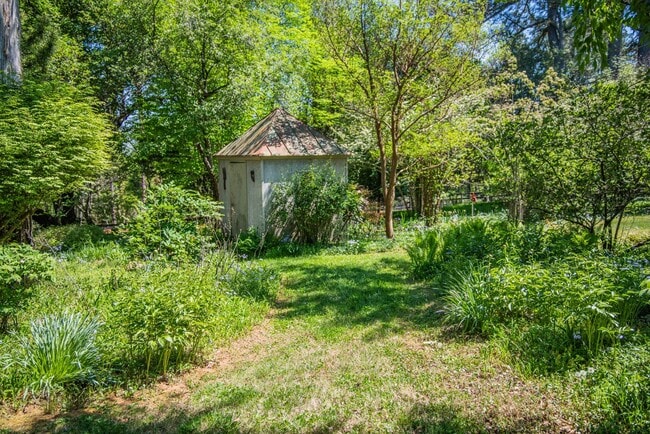 Building Photo - Historic Home Available at Foxhaven Farm