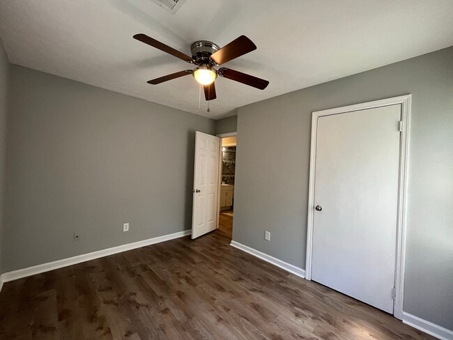 Building Photo - Beautiful Home Located Off Of Whitesville ...