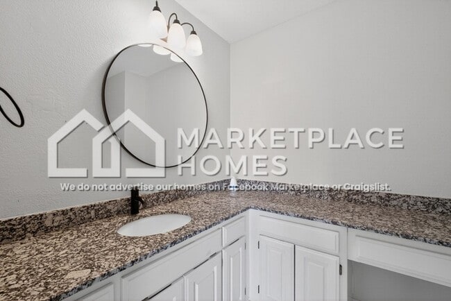 Building Photo - 4309 W Patrick St