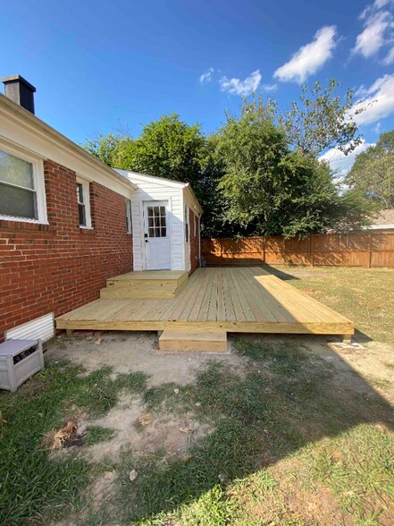 Building Photo - 6440 Tappahannock Dr