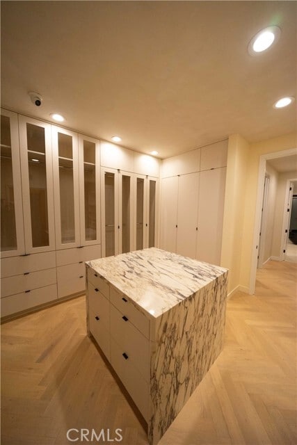 Building Photo - 17437 Oak Creek Ct