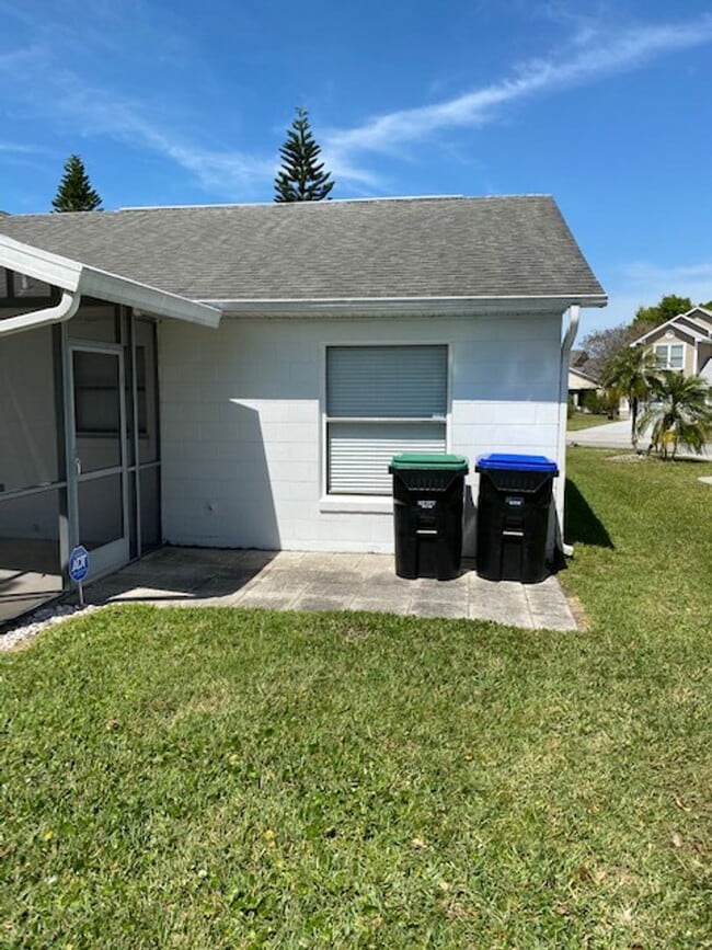 Building Photo - Charming Home in Whisper Lakes!! Available...