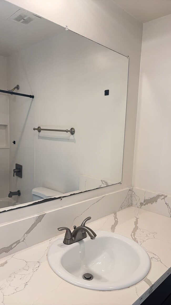 Building Photo - 7025 Waite Dr