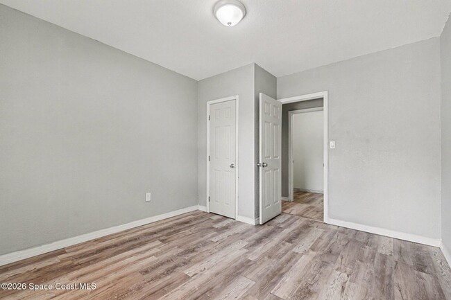 Building Photo - 701 Tropic St