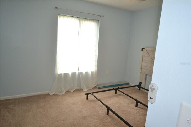 Building Photo - 3232 Lake Pine Way E