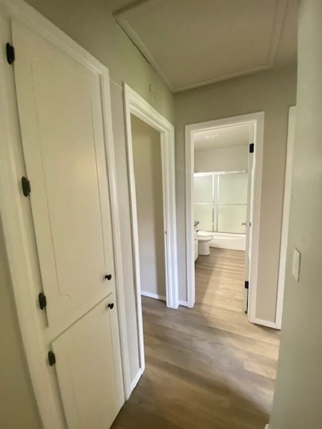 Building Photo - Remodeled 3 Bedroom - Union Schools! Self-...