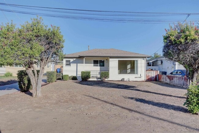 Building Photo - 503 Prescott Ave