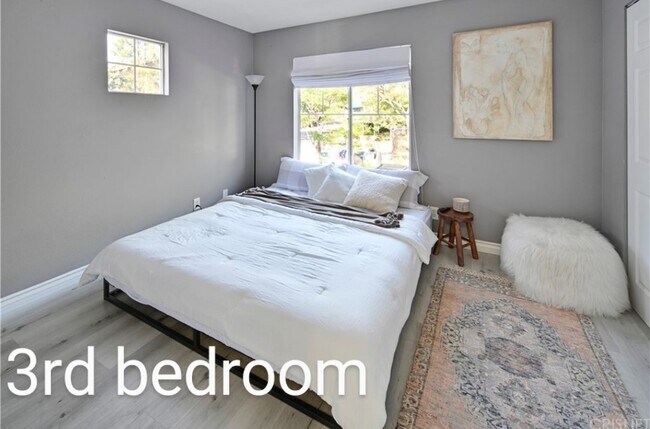 Building Photo - 3322 Holly Grove St