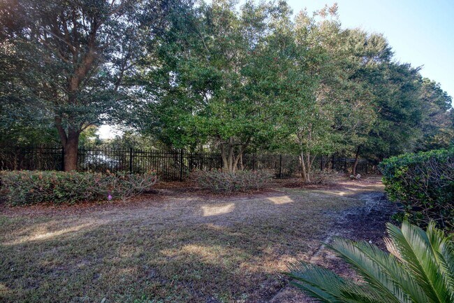 Building Photo - 113 Olde Towne Way