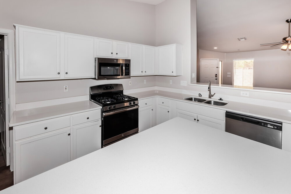 Building Photo - 15821 W Tara Ln