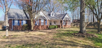 Building Photo - 50 Henderson Cove