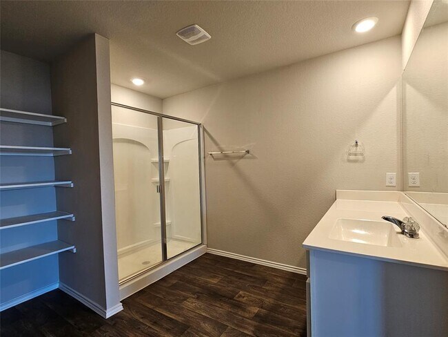 Building Photo - 5816 Berriweather Dr