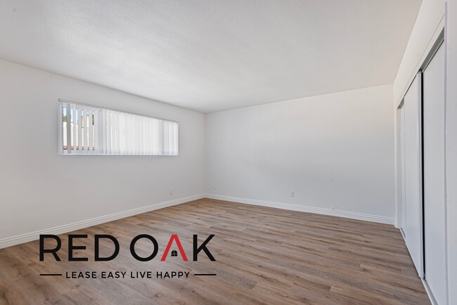 Primary Photo - Stunning, Remodeled One Bedroom with a Spa...