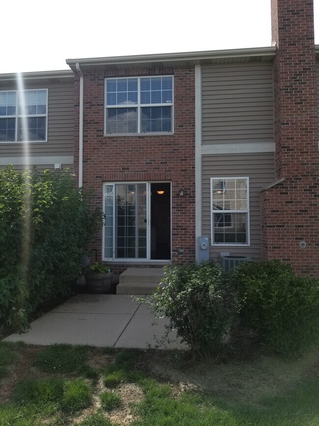 Building Photo - 1196 Megan Ct