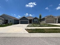 Building Photo - Charming 3-Bedroom Home in the NEW Meadows...