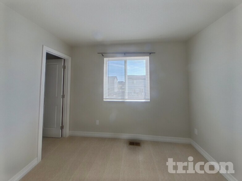 Building Photo - 1126 Huntington Ave