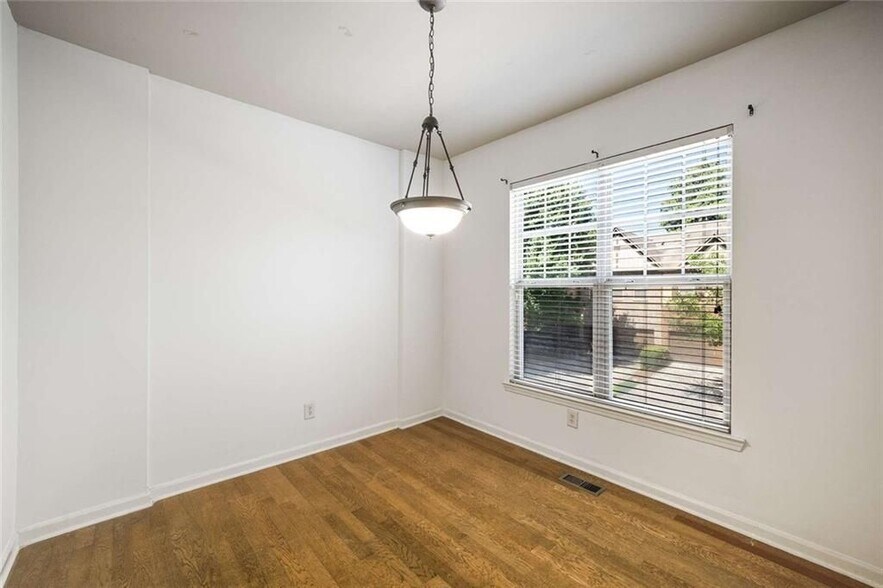 Building Photo - 1798 Oakbrook Lane, 8