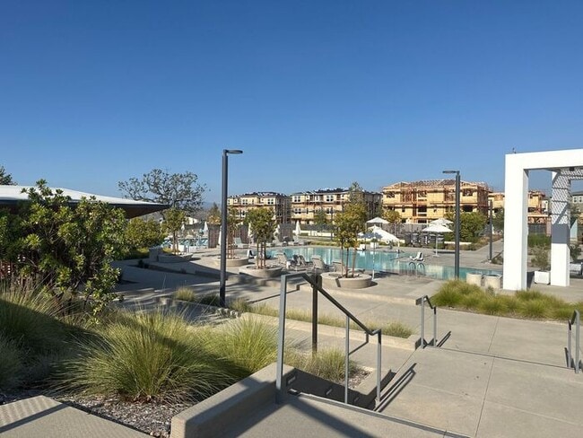 Building Photo - Have you outgrown the noise and the traffi...