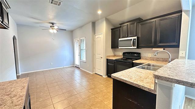 Building Photo - 4037 Merriman Dr