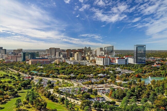 Building Photo - 1711 Old Spanish Trl