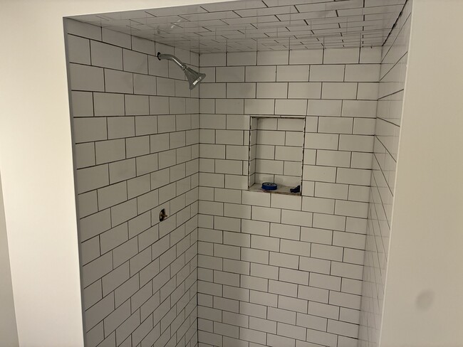 Building Photo - 5523 N Major Ave