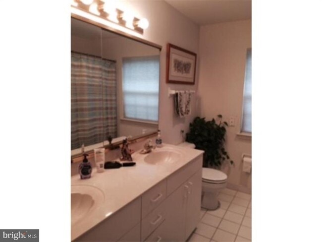 Building Photo - 626 Nicole Dr