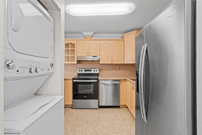 Building Photo - 1333 W 37th St