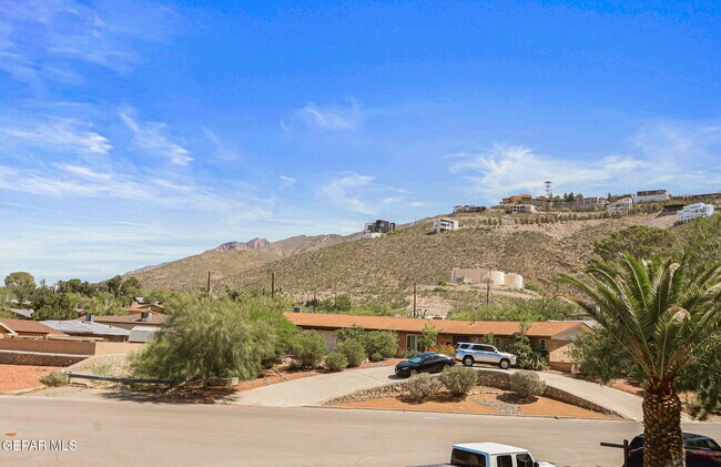 Building Photo - 904 Turney Dr