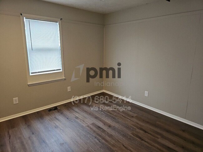 Building Photo - 2031 Southeastern Ave