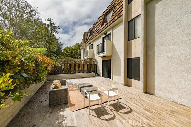Building Photo - 2357 Palos Verdes Dr W