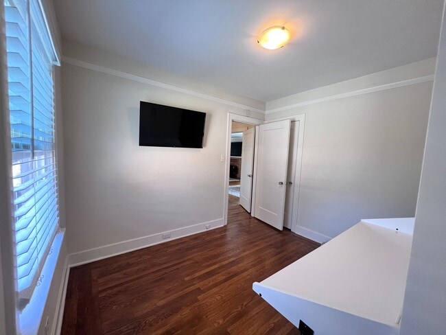 Building Photo - $1,000 MOVE IN SPECIAL!!! Fully Updated Home in San Leandro Available for Rent!!