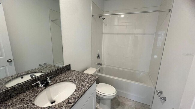 Building Photo - 3185 Viceroy Ct