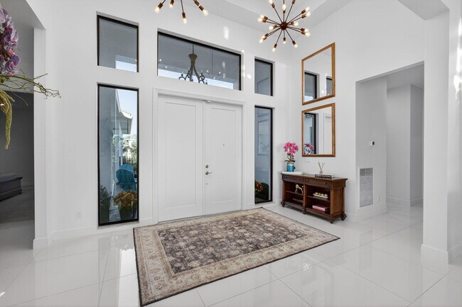 Building Photo - 11460 SW Pietra Wy