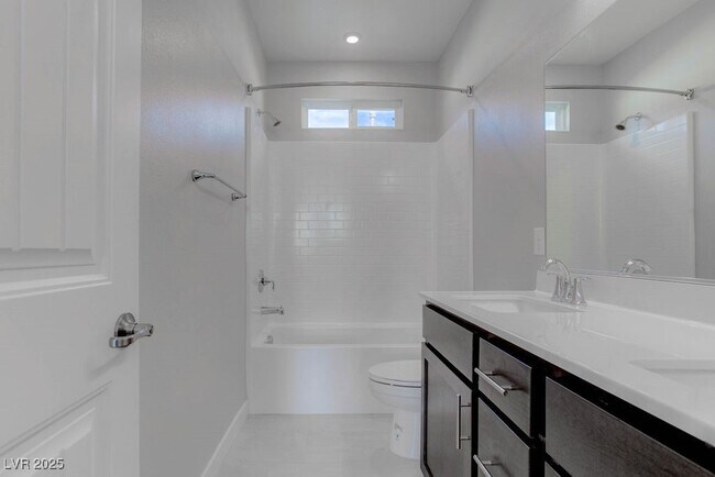 Building Photo - 8874 Howell St