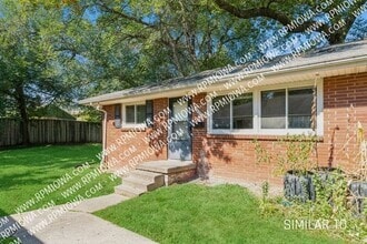Building Photo - 3420 SW 8th St