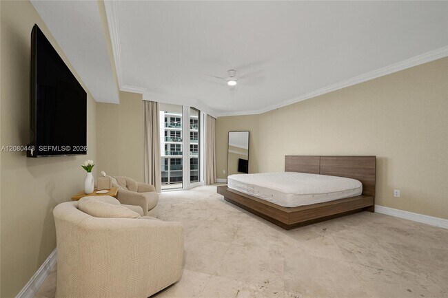Building Photo - 9559 Collins Ave