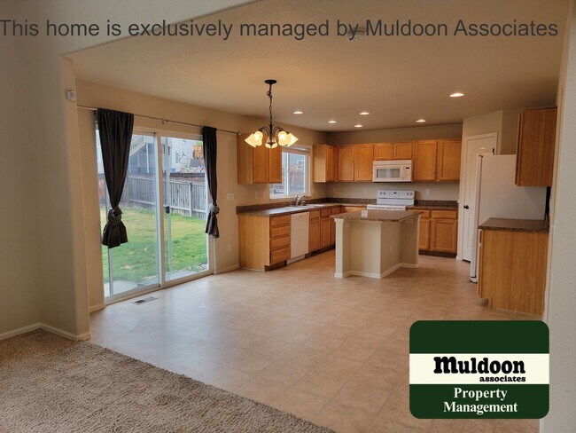 Building Photo - ? Bright & Spacious 3-Bedroom Home w/ 3-Car Garage