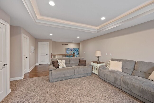 Building Photo - Anderson Township- Immaculate 4 bedroom on...