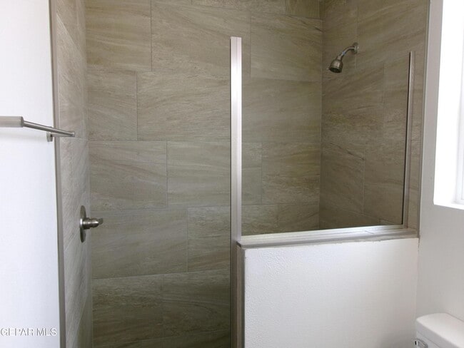 Building Photo - 5960 Mohegan Sun St