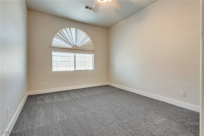 Building Photo - 3913 Diamond Ridge St